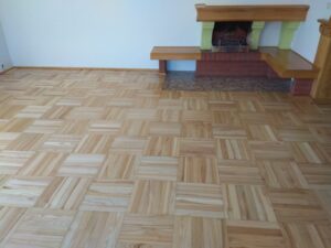 Renowacja podłóg Ciechocinek, cyklinowanie i odnawianie drewna.